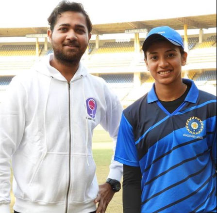 Vishal Yadav with Smriti Mandhana