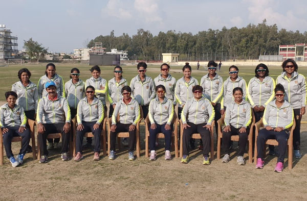 Nooshin Al Khadeer as a coach for Railways Cricket Team