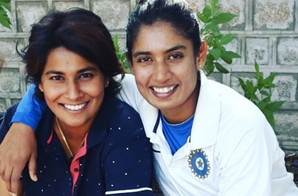 Nooshin Al Khadeer with Mithali Raj