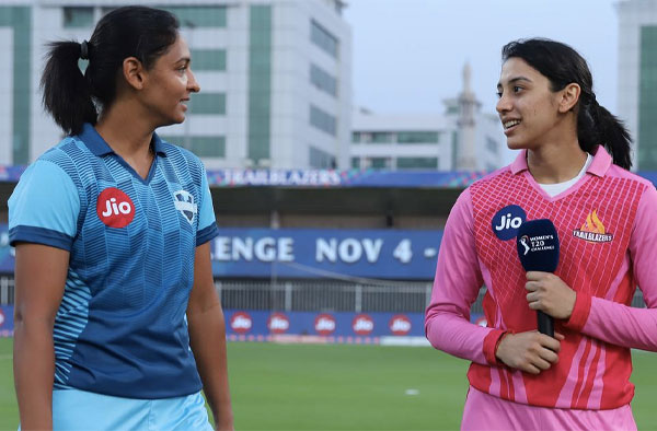 Harmanpreet Kaur and Smriti Mandhana