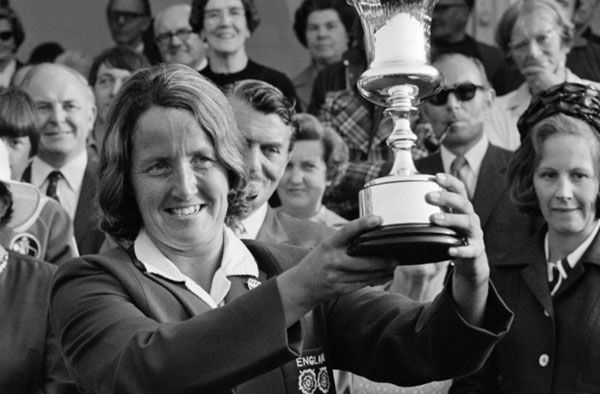 Rachael Heyhoe-Flint lifting the Maiden ODI World Cup Trophy