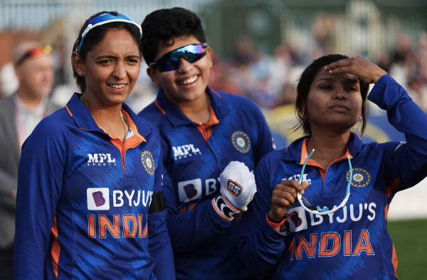 Harmanpreet Kaur, Richa Ghosh and Rajeshwari Gayakwad. PC: Getty Images