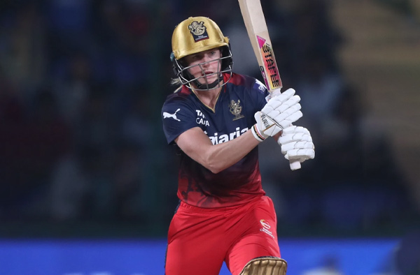 Ellyse Perry's Spectacular Innings and the Unforgettable Car Window Incident